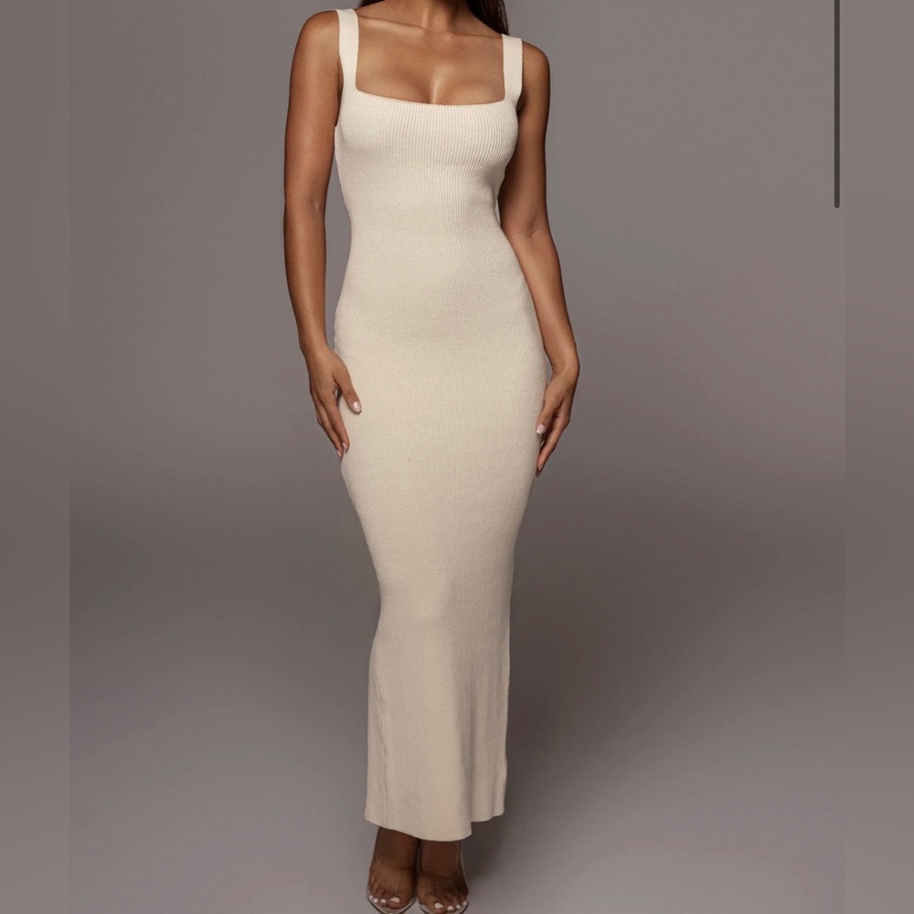 JLUX LABEL CREAM SIREN SWEATER DRESS NWT